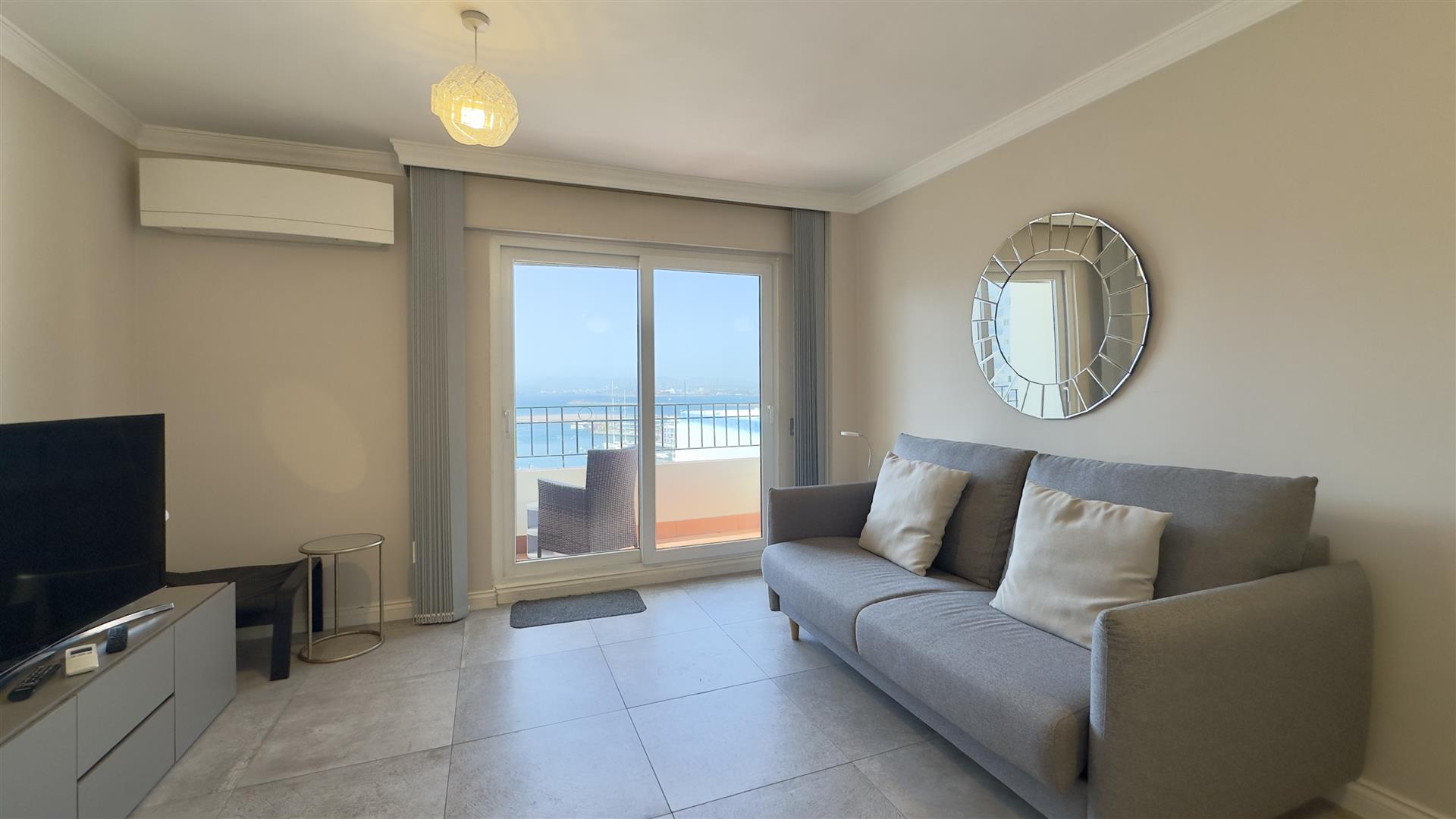 Image of Apartment - 1 Bedrooms - 1 Bathrooms for Rental in Portland House-Gibraltar, Image 2